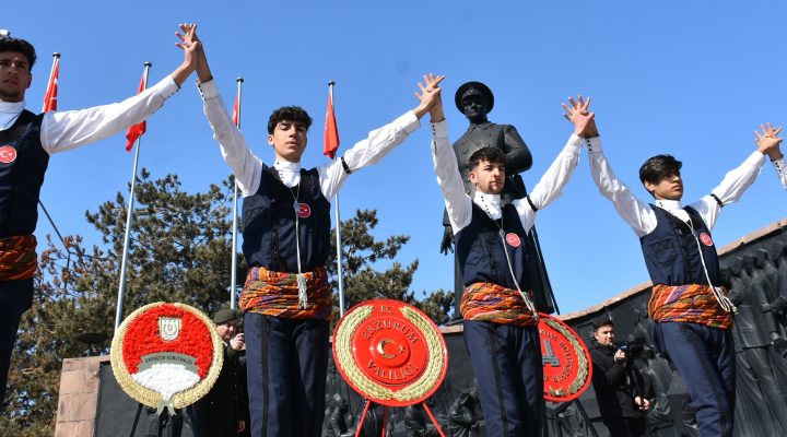 KURTULUŞ COŞKUSU FOTOĞRAFLARDA KALDI