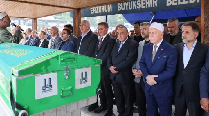 ÖZ, AĞABEYİ’Nİ GÖZYAŞLARIYLA UĞURLADI