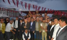 TÜM DÜNYA PASİNLER’DE  PAŞPEHLİVAN ‘GÖR’DÜ!