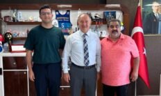 POTADA BAYRAK DEĞİŞİMİ NÖBETİ ÖĞRENCİSİNE DEVRETTİ